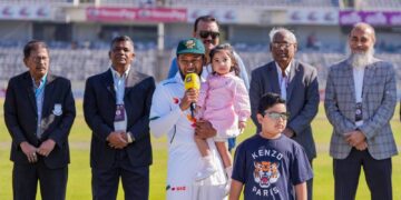 মুশফিকের ১০০তম টেস্টে কৃতজ্ঞতা, স্মৃতি আর শ্রদ্ধার মেলবন্ধন