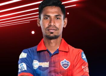 আমিরাতে মুস্তাফিজের কাটারের জাদু