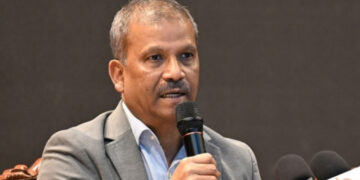 ক্রীড়া উপদেষ্টার দায়িত্বে অধ্যাপক আসিফ নজরুল