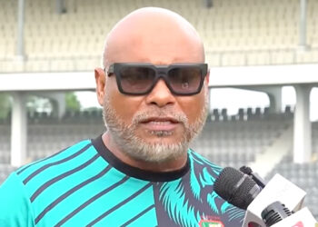 বিপিএলে ফের নাটক, চট্টগ্রামের কোচিং স্টাফে বড় পরিবর্তন!