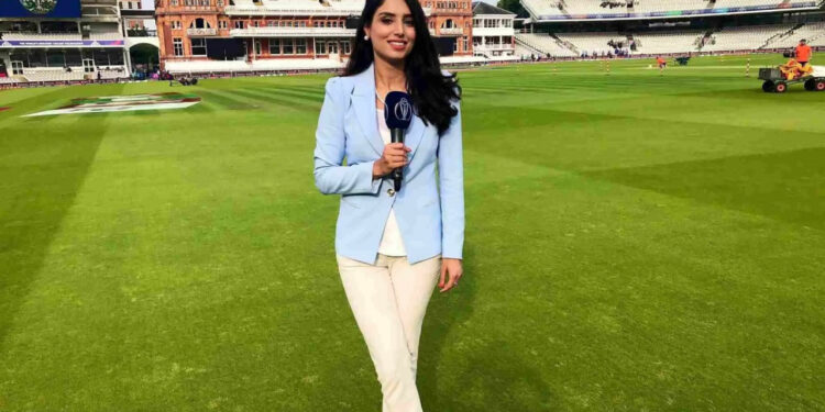 তারকাবহুল ধারাভাষ্যে সাজছে বিপিএল