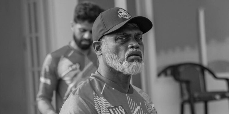 মাঠের মানুষ মাঠেই শেষ, চোখের জলে জানাজা