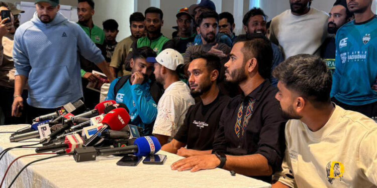 দাবি না মানলে বিপিএল খেলবেন না ক্রিকেটাররা, মিরাজের স্পষ্ট বার্তা