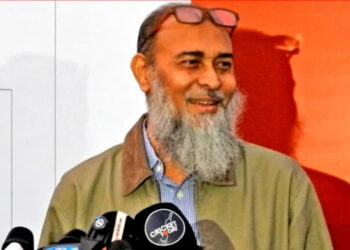 ‘কোটি কোটি টাকা খরচ করেছি, ট্রফি কই?’