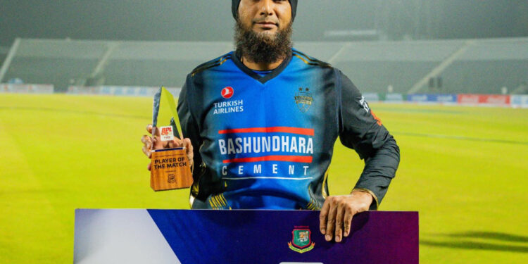 ফিনিশার খোঁজার গল্পে মাহমুদউল্লাহই সমাধান