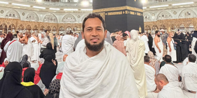 একদিন পরই ফিরবেন মুশফিক, আশ্বাস প্রতিমন্ত্রীর