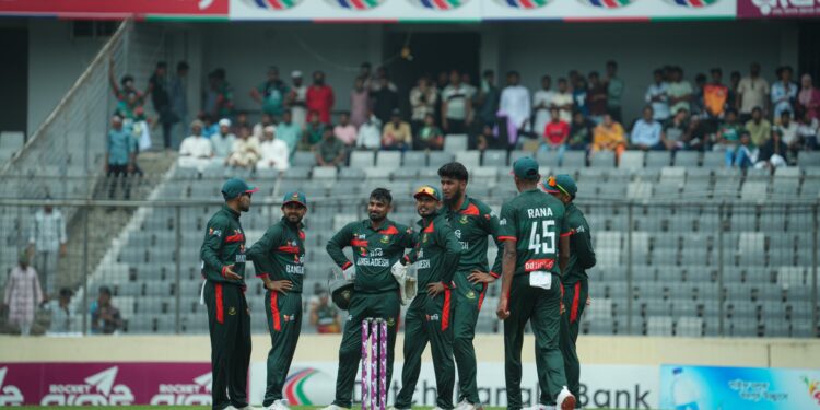 বোলারদের দাপটে নিউজিল্যান্ডকে ২৪৭ রানে আটকালো বাংলাদেশ