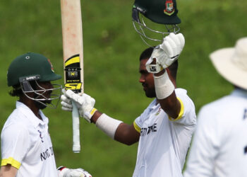 প্রিতম-আকবরের সেঞ্চুরিতে এগিয়ে উত্তরাঞ্চল