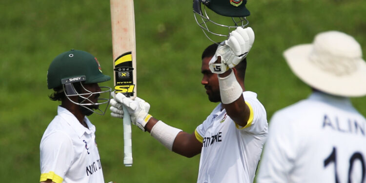 প্রিতম-আকবরের সেঞ্চুরিতে এগিয়ে উত্তরাঞ্চল