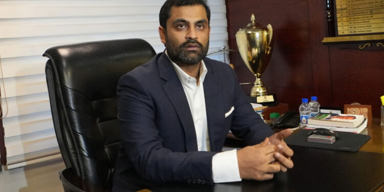 অ্যাডহক কমিটির একাধিক সিদ্ধান্ত, নতুন দায়িত্বে তামিম