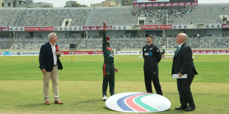 তিন পেসার নিয়ে মাঠে বাংলাদেশ