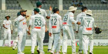 সিলেটে ড্রাইভিং সিটে বাংলাদেশ