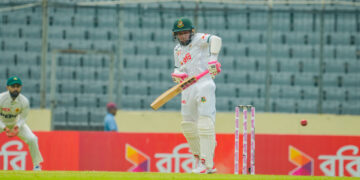 জন্মদিনের মুশফিকের আক্ষেপ, বাংলাদেশ ৪১৩