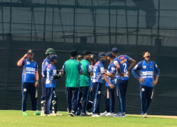 দাপুটে জয়ে শুরু লিজেন্ডস অব রূপগঞ্জের