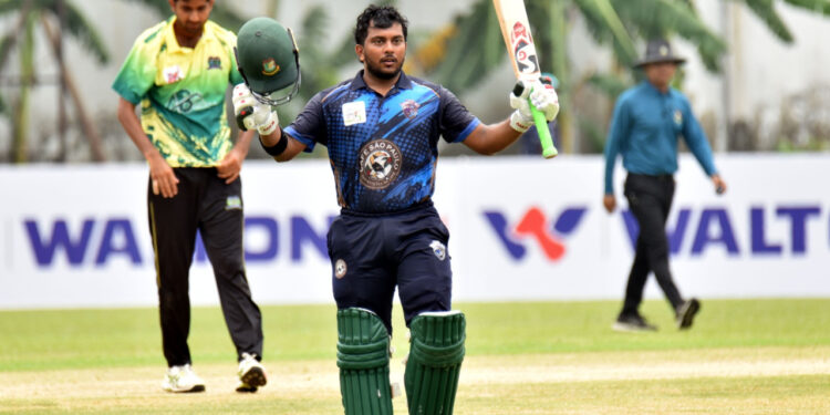নাঈমের ছক্কার ঝড়, জাকির-সবুজের সেঞ্চুরি