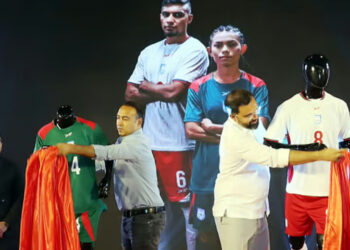 লাল-সবুজের জার্সিতে এবার বাংলা বর্ণমালা