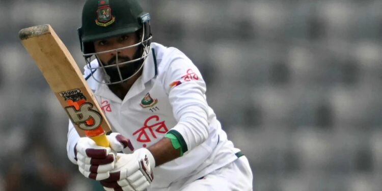 সাদমান-হৃদয়ের ব্যাটে এগোচ্ছে বাংলাদেশ