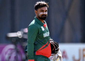 ব্যর্থতার দায়ে প্রশ্নের মুখে বাংলাদেশ দল