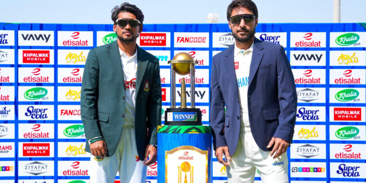 টেস্টে ধারাবাহিকতার খোঁজে বাংলাদেশ